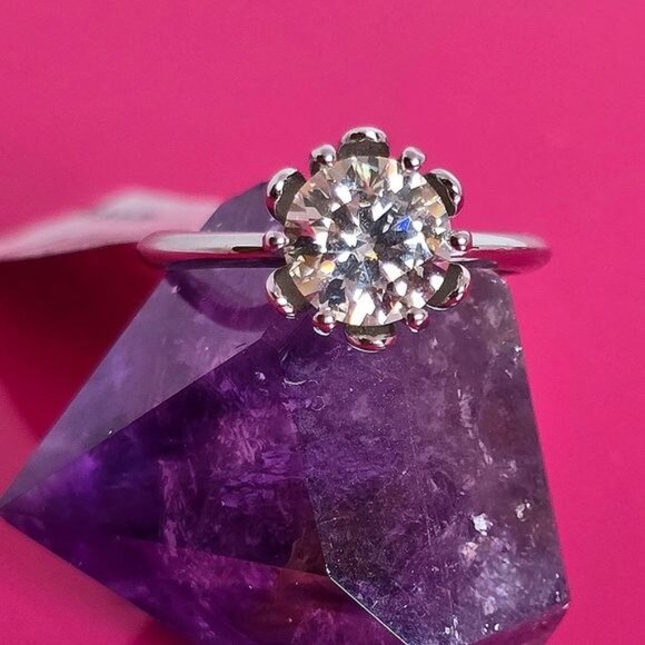 GH Color 8mm Moissanite 925 Sterling Silver Ring Sz 8.25 (adjustable) - Picture 6 of 8